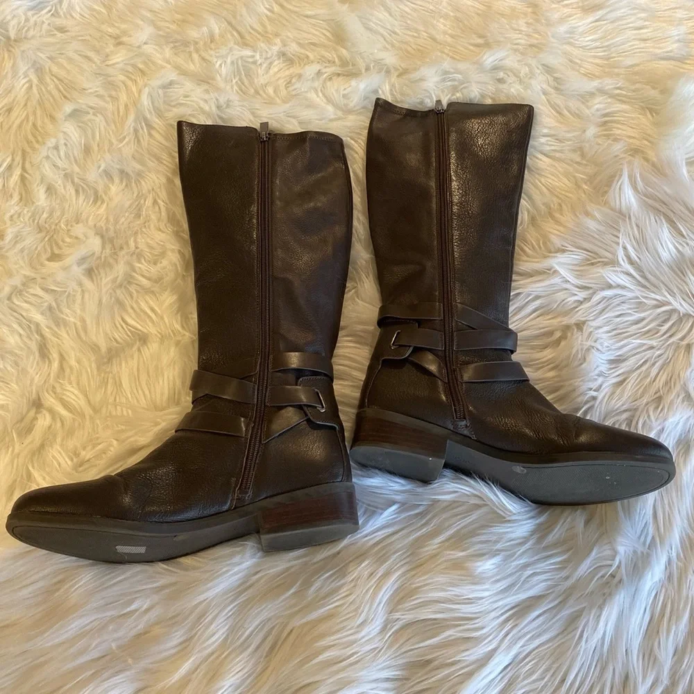 BCBG Generation brown leather riding boots size 10 m